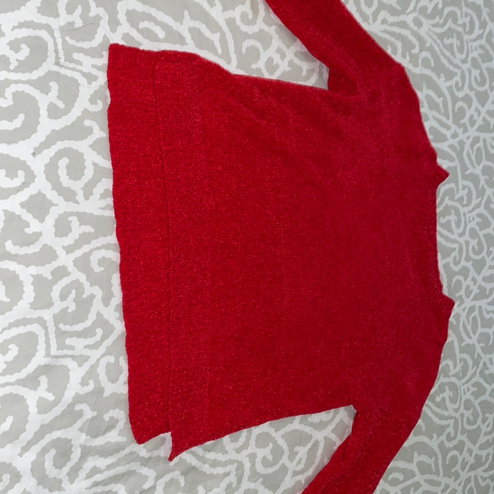 Red soft long sleeve from Arizona